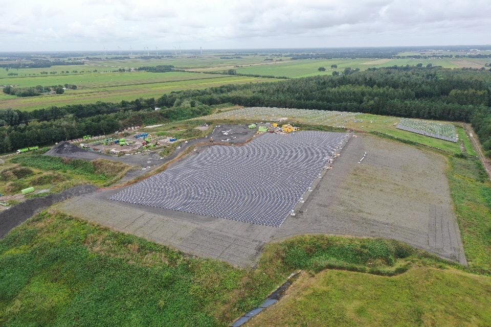 Greenbuddies instalovali kotvící PV systém v holandském Bovenveldu