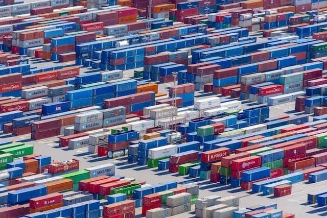 Increase in transport and metal prices in the solar business